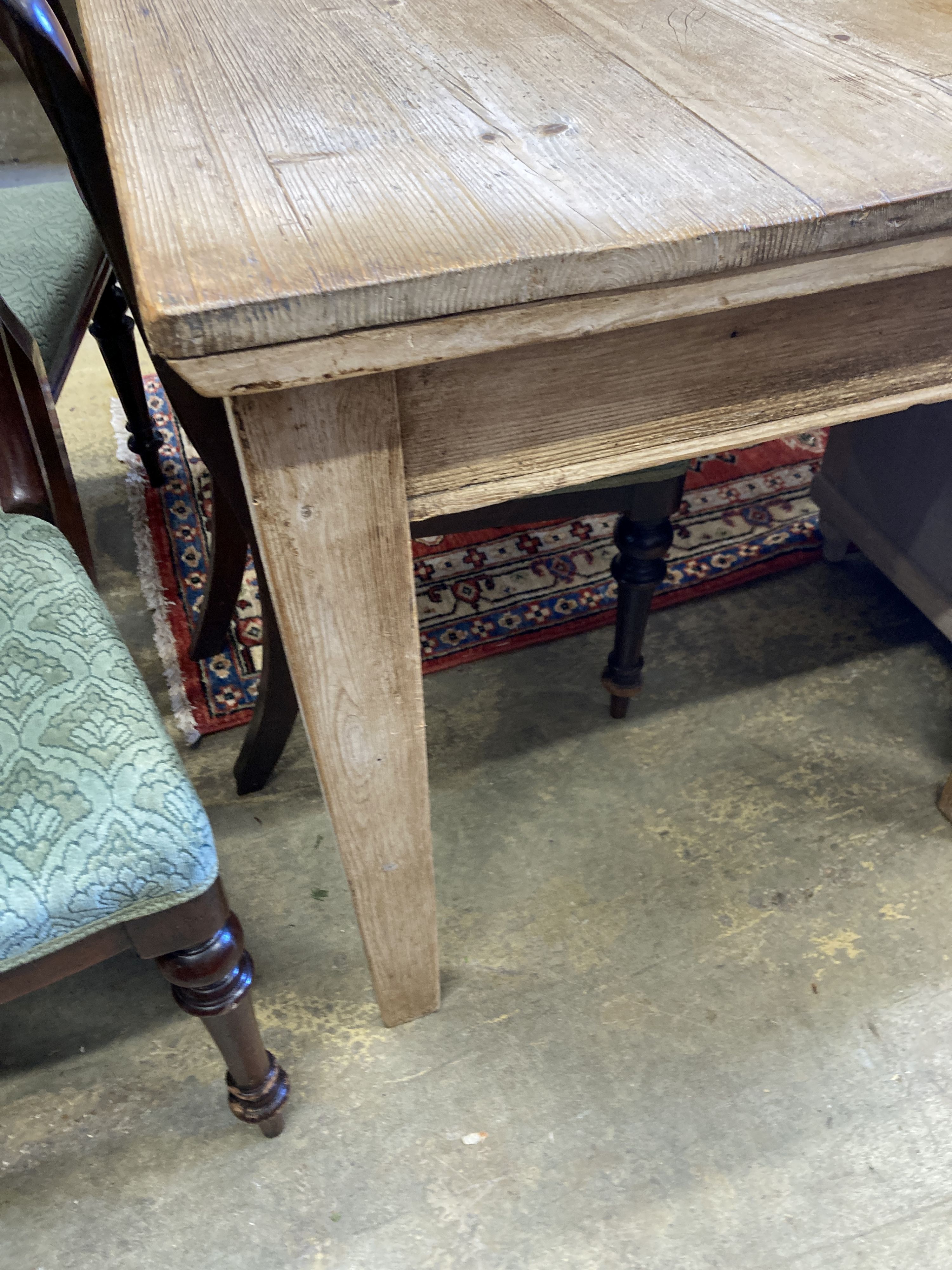 A small Victorian rectangular pine table, width 106cm, depth 76cm, height 74cm